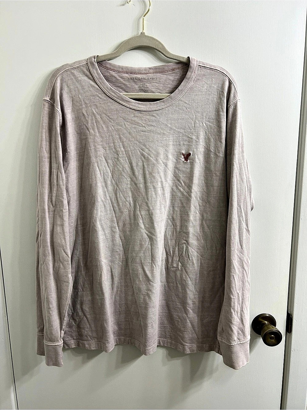 American Eagle Outfitters Long Sleeve Crew Neck Tee